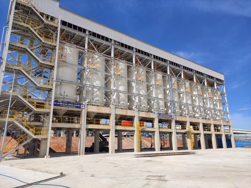 L’usine d’Idemitsu a une capacité de production annuelle de 120 000 tonnes. Photo : baodautu.vn