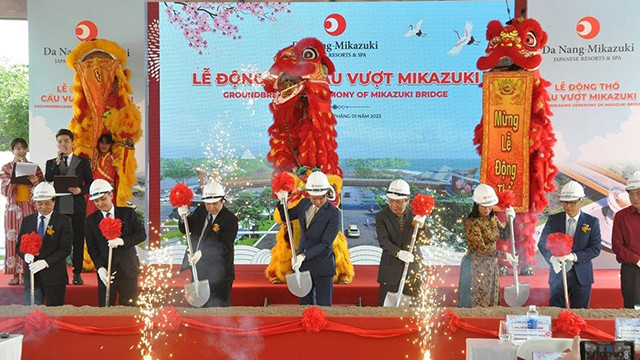 Cérémonie de mise en chantier du viaduc Mikazuki à Dà Nang. Photo : baoquangnam.vn