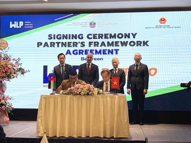 La cérémonie de signature entre WLP et les partenaires vietnamiens. Photo : VNA.