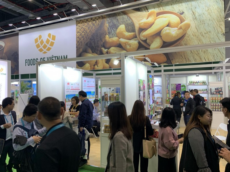 Un stand du Vietnam lors d’une foirre en Chine. Photo : congthuong.vn