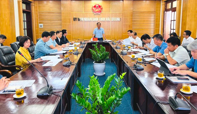 Réunion entre les dirigeants de la province de Hai Duong et du groupe Thành Công. Photo : baodautu.vn