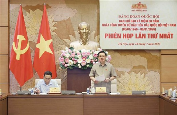Le Président de l’Assemblée nationale, Vuong Dinh Huê, lors de la première réunion du comité de pilotage pour la commémoration des premières élections législatives du Vietnam. Photo : VNA.