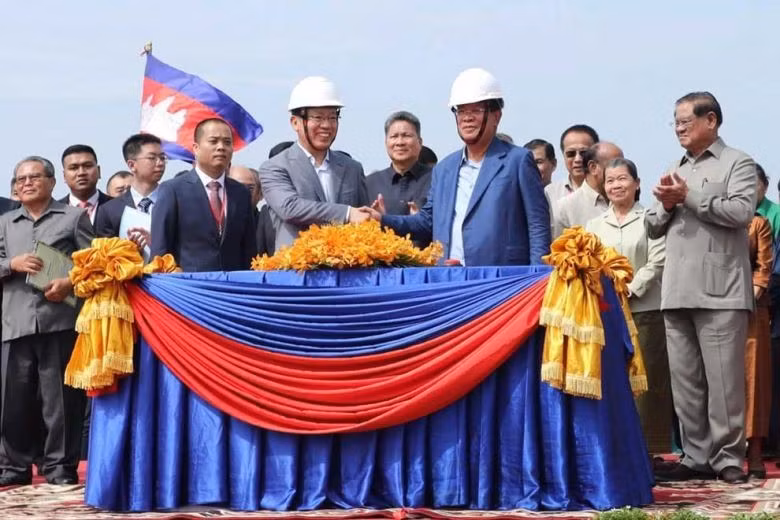 Cérémonie d’inauguration du projet dans la capitale Phnom Penh. Photo : The Phnom Penh Post.
