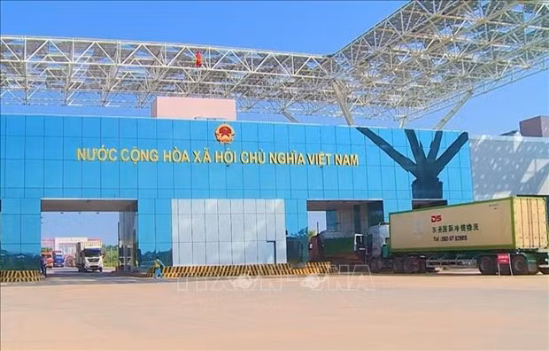 A la porte-frontière du pont Bac Luan II. Photo d’illustration : VNA.