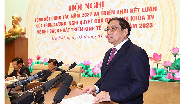 Le Premier ministre Pham Minh Chinh prend la parole lors de la conférence. Photo : baoquocte.vn