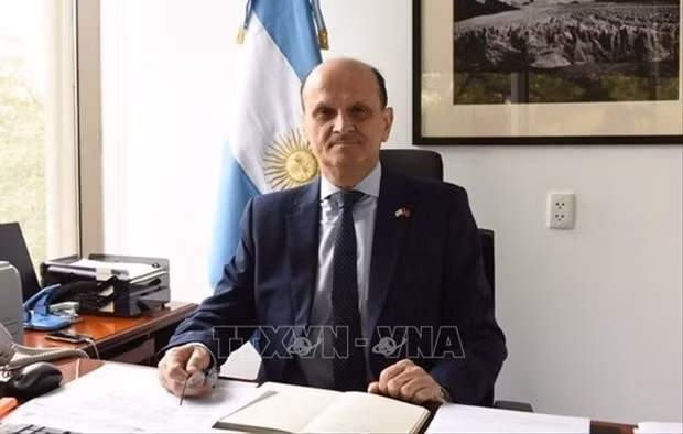 L’ambassadeur d’Argentine au Vietnam, Luis Pablo Maria Beltramino. Photo: VNA