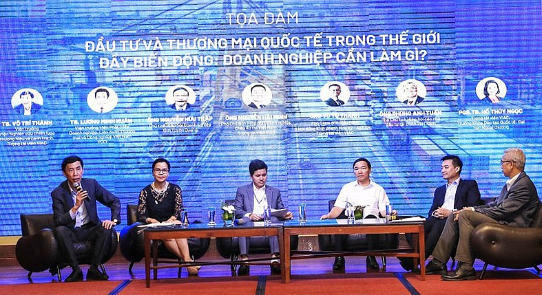 Séminaire « Commerce et investissement dans un monde en mutation : ce que les entreprises doivent faire ». Photo : thoibaotaichinhvietnam.vn