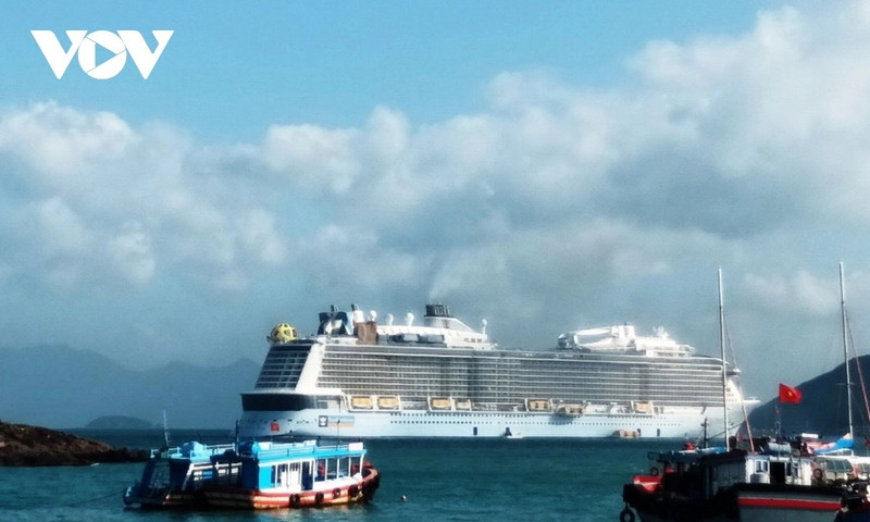 Le Spectrum of the Seas. Photo : VOV. 