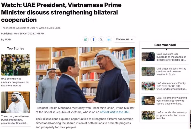 Khaleej Times met en lumière une rencontre entre le président des Émirats arabes unis, Cheikh Mohamed, et le Premier ministre vietnamien Pham Minh Chinh. Photo : Khaleej Times.