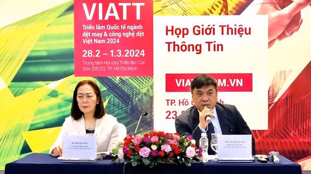 Lors de la conférence de presse sur le salon VIATT. Photo : VNA