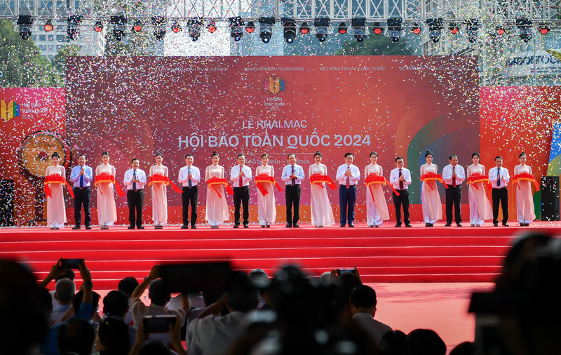 Cérémonie d'ouverture de la Fête nationale de la presse 2024 à Hô Chi Minh-Ville. Photo : NDEL.