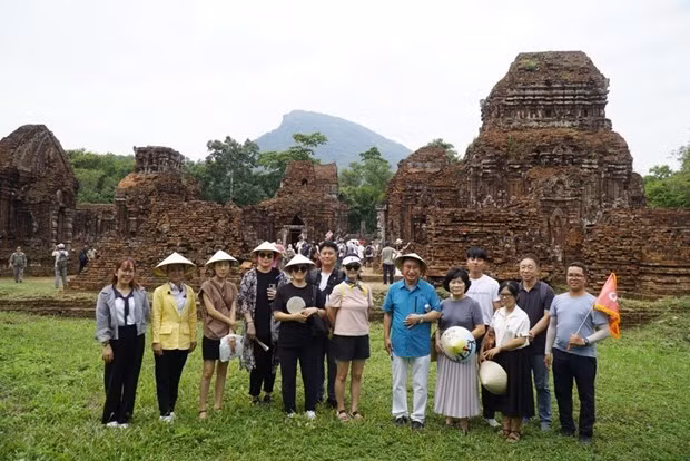 Des touristes sud-coréens au Vietnam. Photo : VNA.