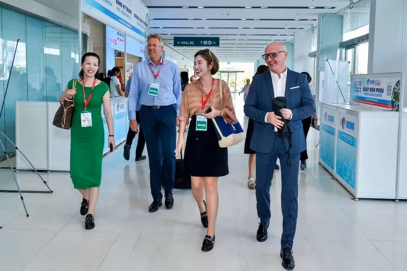 Une délégation d'entreprises nordiques au Salon international de l'approvisionnement du Vietnam 2023. Photo : congthuong.vn