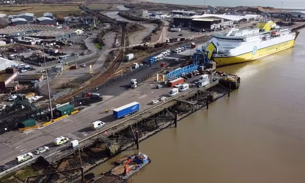 Au port de Newhaven, dans le comté d’East Sussex. Photo : PA.