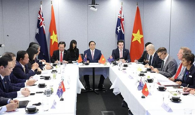 Le Premier ministre Pham Minh Chinh visite l’Organisation fédérale pour la Recherche scientifique et industrielle. Photo : VNA.