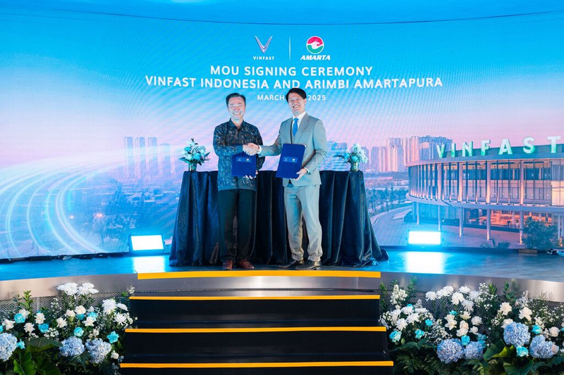 VinFast et PT Arimbi Amartapura signent un mémorandum d’entente
