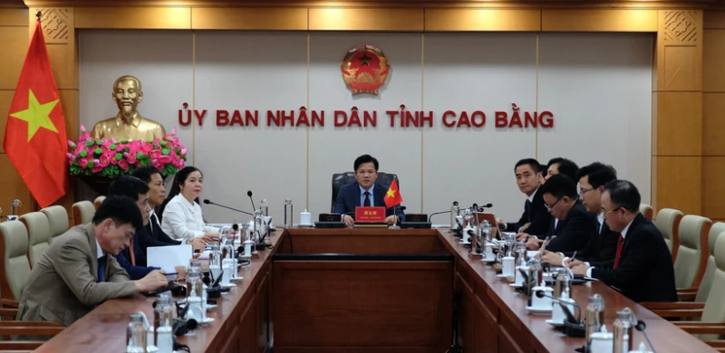 Représentants de Cao Bang lors de la réunion virturelle. Photo : VNA.