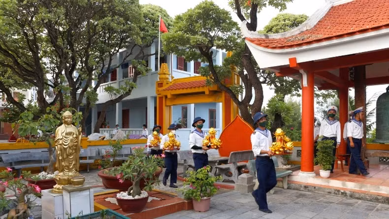 La pagode Sinh Ton, un symbole sacré et un point d'ancrage spirituel essentiel pour les militaires et les civils situés à l'avant-garde de la patrie.