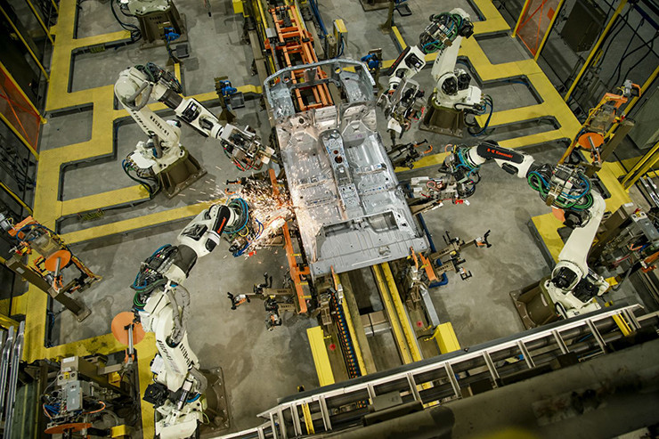 À l'intérieur de l'usine Ford Hai Duong. Photo : 24h.vn