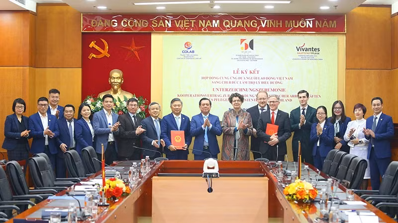 Le Vietnam envoie des assistants infirmiers en Allemagne : un nouveau chapitre de la coopération bilatérale