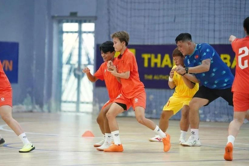 L'équipe nationale féminine de futsal du Vietnam s'entraîne pour la Coupe d'Asie féminine de futsal de l'AFC 2025. Photo : AFF.