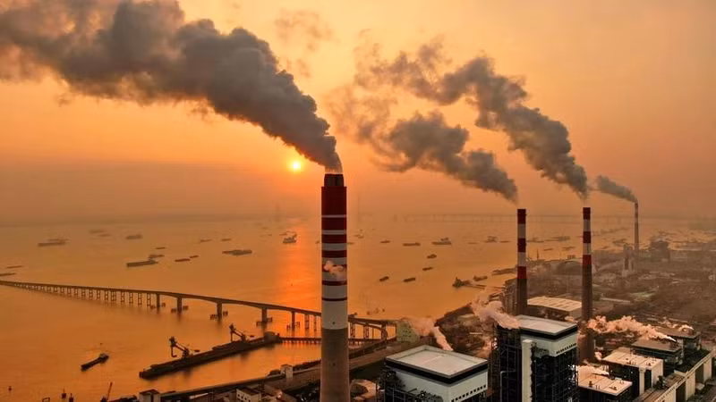 Le Vietnam s’est fixé pour objectif de réduire ses émissions de CO2 de 45% d’ici 2030 par rapport aux niveaux de 2010, et d’atteindre la neutralité carbone d’ici 2050. Photo: moitruongvadothi.vn