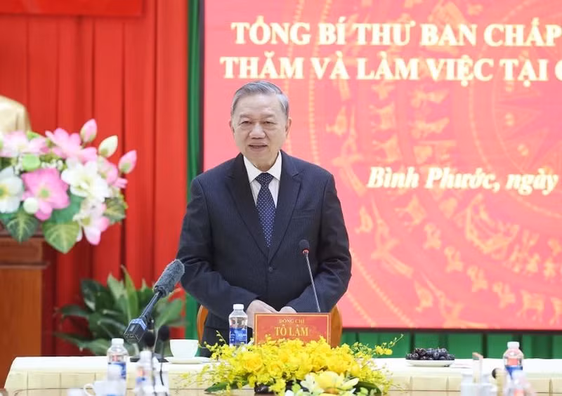 Le secrétaire général du Parti, Tô Lâm, lors de la séance de travail. Photo : VNA.