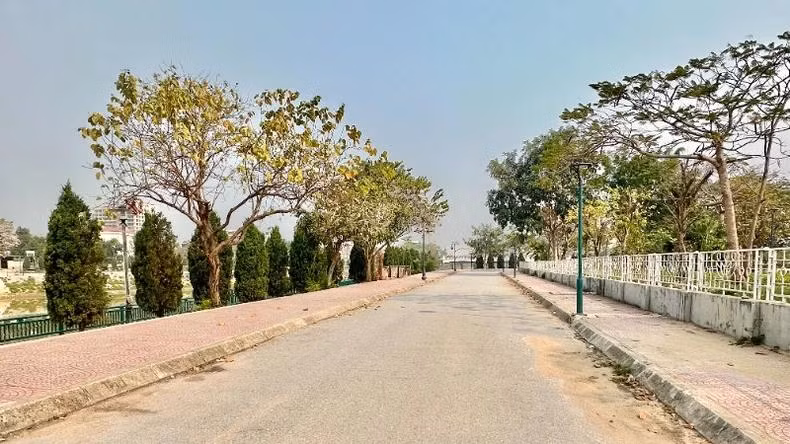 Cette rue sera baptisée Raymonde Dien. Photo : NDEL.