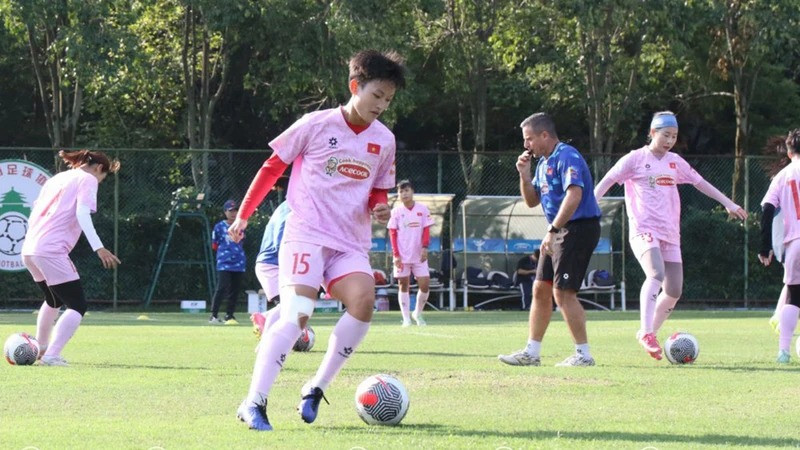 Le football féminin vietnamien est prêt pour de grandes tâches en 2025. (Photo : VFF)