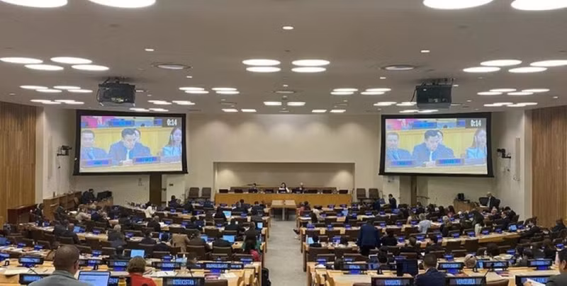 L'ambassadeur Dang Hoang Giang, chef de la Mission permanente du Vietnam auprès des Nations Unies, s'exprime lors d'une conférence des Nations Unies sur la lutte contre le trafic illicite d'armes. Photo : VNA.