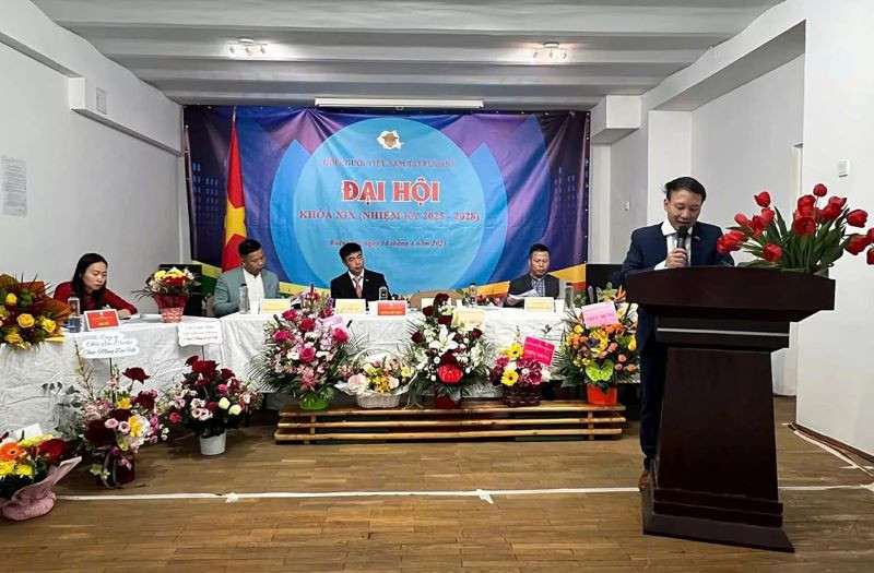 M. Pham Duy Hung, président de l’association pour le mandat 2022-2025 s'exprime au Congrès. Photo : baoquocte.