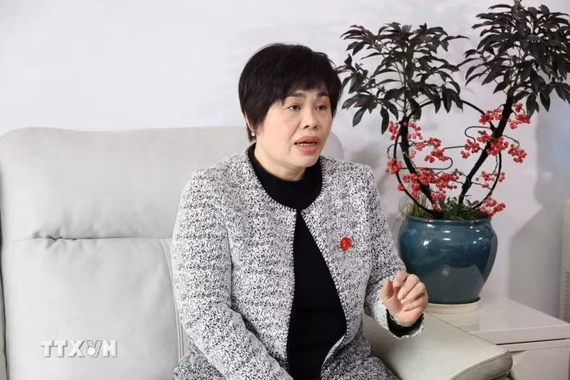 Mme professeur Pan Jin'e, chercheuse principale à l’Institut du Marxisme, rattaché à l’Académie des Sciences sociales de la Chine. Photo : VNA.