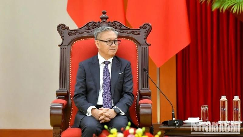 Le ministre laotien des Affaires étrangères, Thongsavanh Phomvihane. Photo : NDEL.