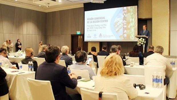 Un programme visant à promouvoir les relations commerciales entre le Vietnam et les entreprises argentines, le 15 novembre à Hô Chi Minh-Ville. Photo : VNA.