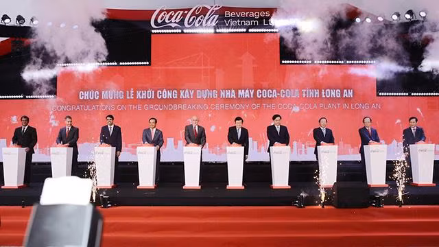 Cérémonie de mise en chantier de l’usine de 136 millions de dollars de Coca-Cola à Long An. Photo : VOV.