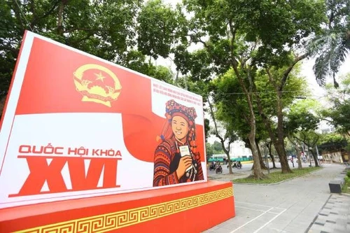 Hanoï décorée à l’approche du jour du scrutin. Photo : daidoanket.vn