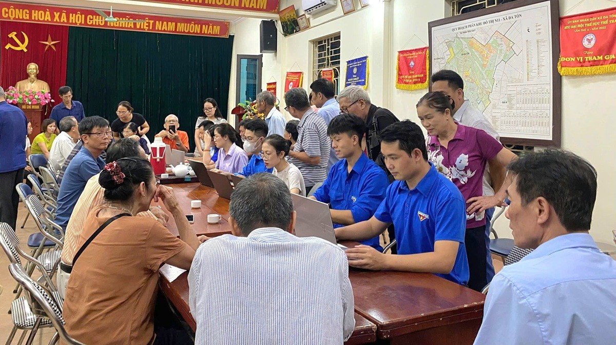 Photo : Phuong Loc. bat-trang3.jpg