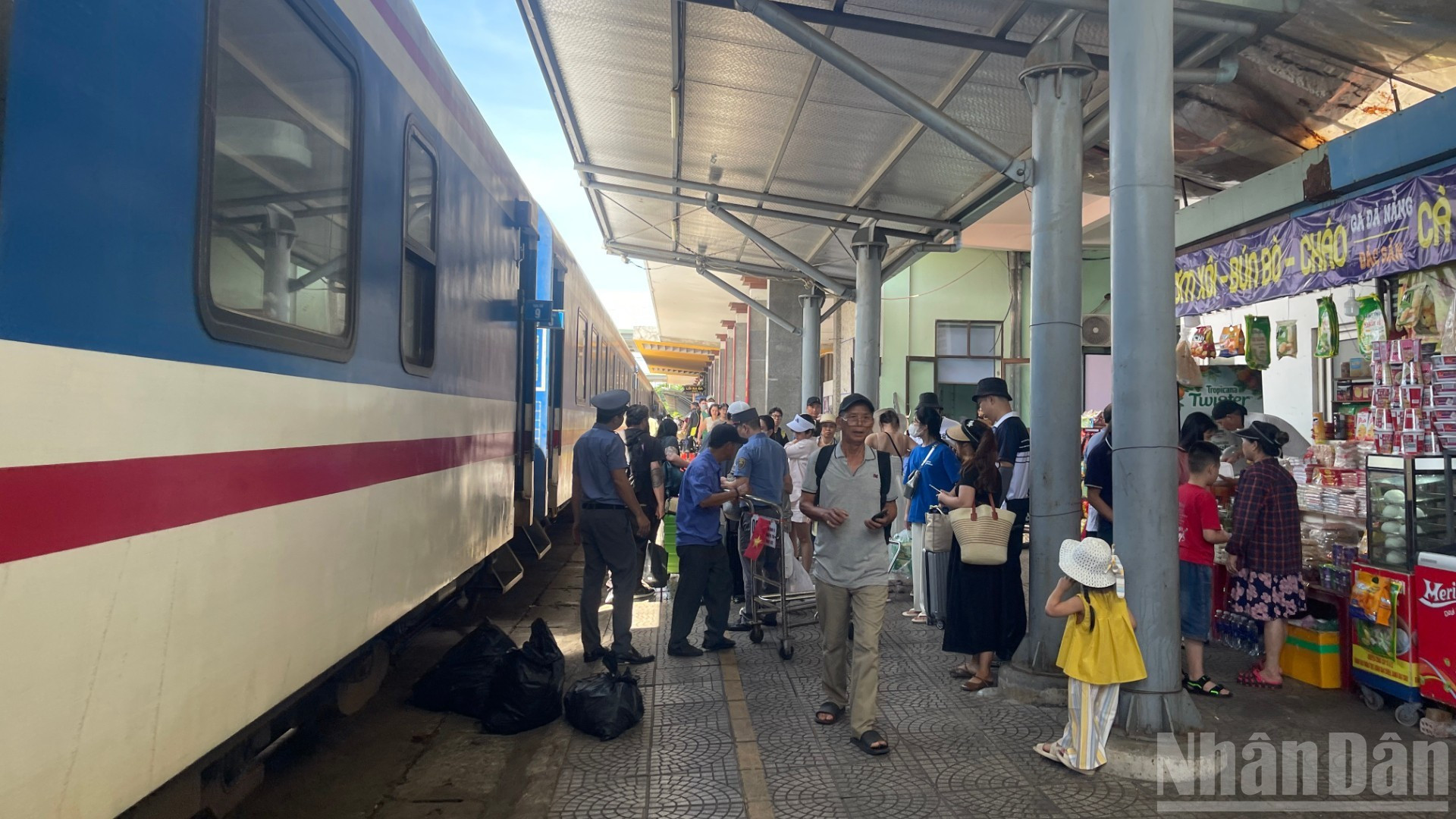 Ces derniers temps, le secteur ferroviaire attire de plus en plus de touristes. Photo : NDEL. image-1.jpg