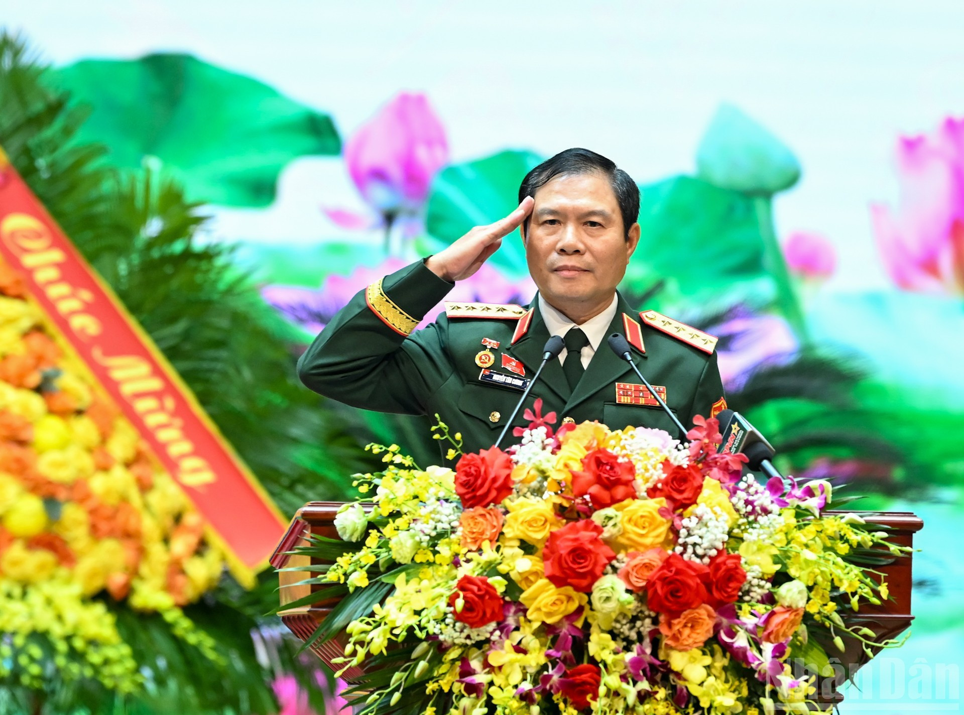 Le général Nguyen Tan Cuong, chef d’état-major général de l’Armée populaire du Vietnam, prononce un discours. image-5.jpg