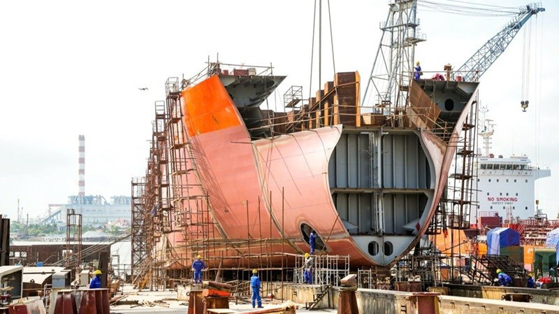 La société de construction navale Pha Rung s’active pour honorer ses commandes sur 5 à 10 ans. Photo : NDEL. z6615527435507-54b435f487da74698646a94508e51307-7356-5847-5982-7948.jpg