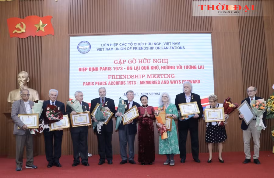viktor-petrov-nguoi-ban-xo-viet-va-phong-trao-doan-ket-chua-tung-co-voi-viet-nam-20250820121025.jpg