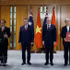 Le secrétaire général du Parti et président de la République To Lam (2e de gauche à droite) et le Premier ministre australien Anthony Albanese assistent à l'échange de documents de coopération entre les deux pays. Photo : VNA.
