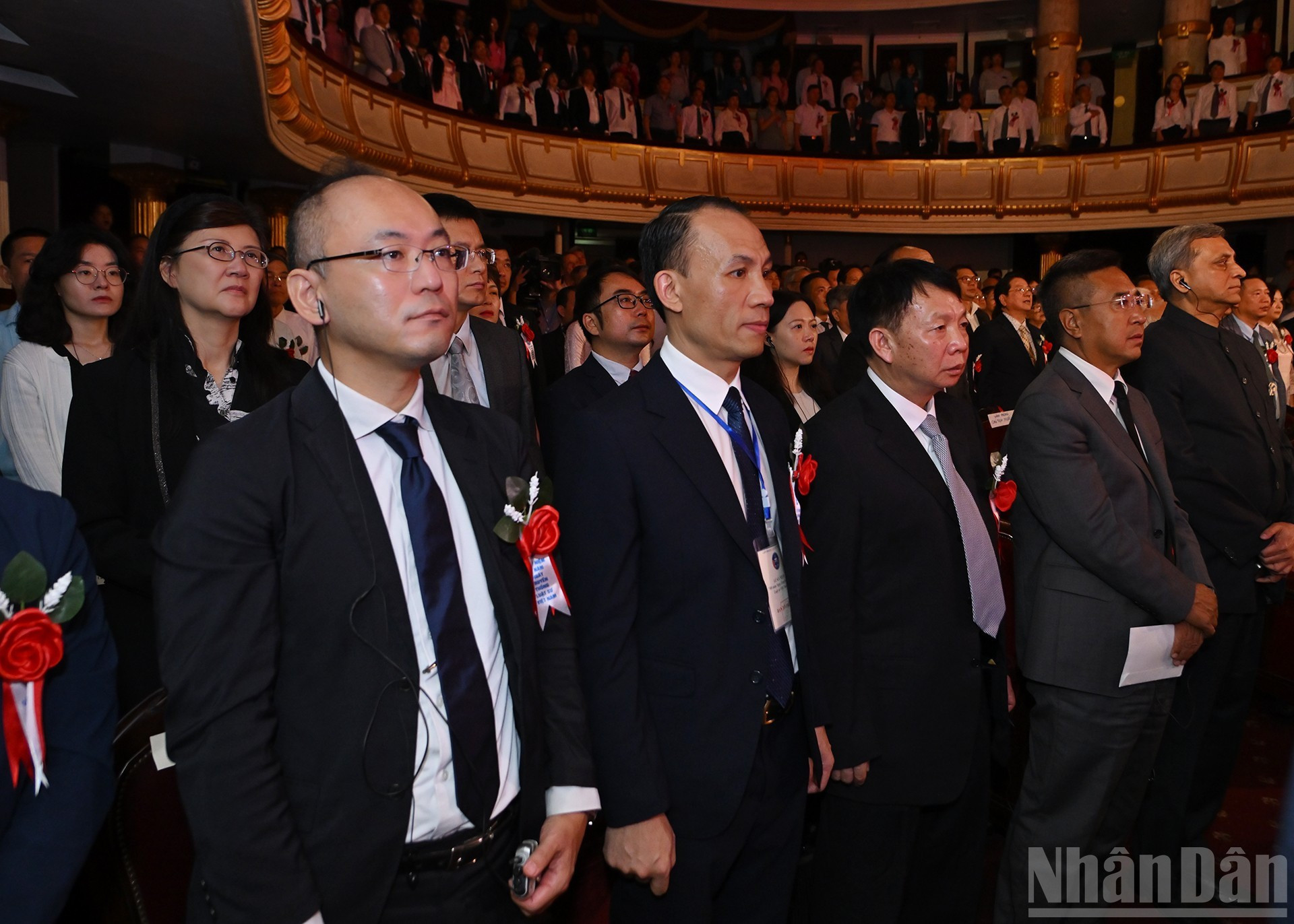 Les invités d’honneur participent à la célébration du 80ᵉ anniversaire de la Journée traditionnelle des avocats. 4.jpg