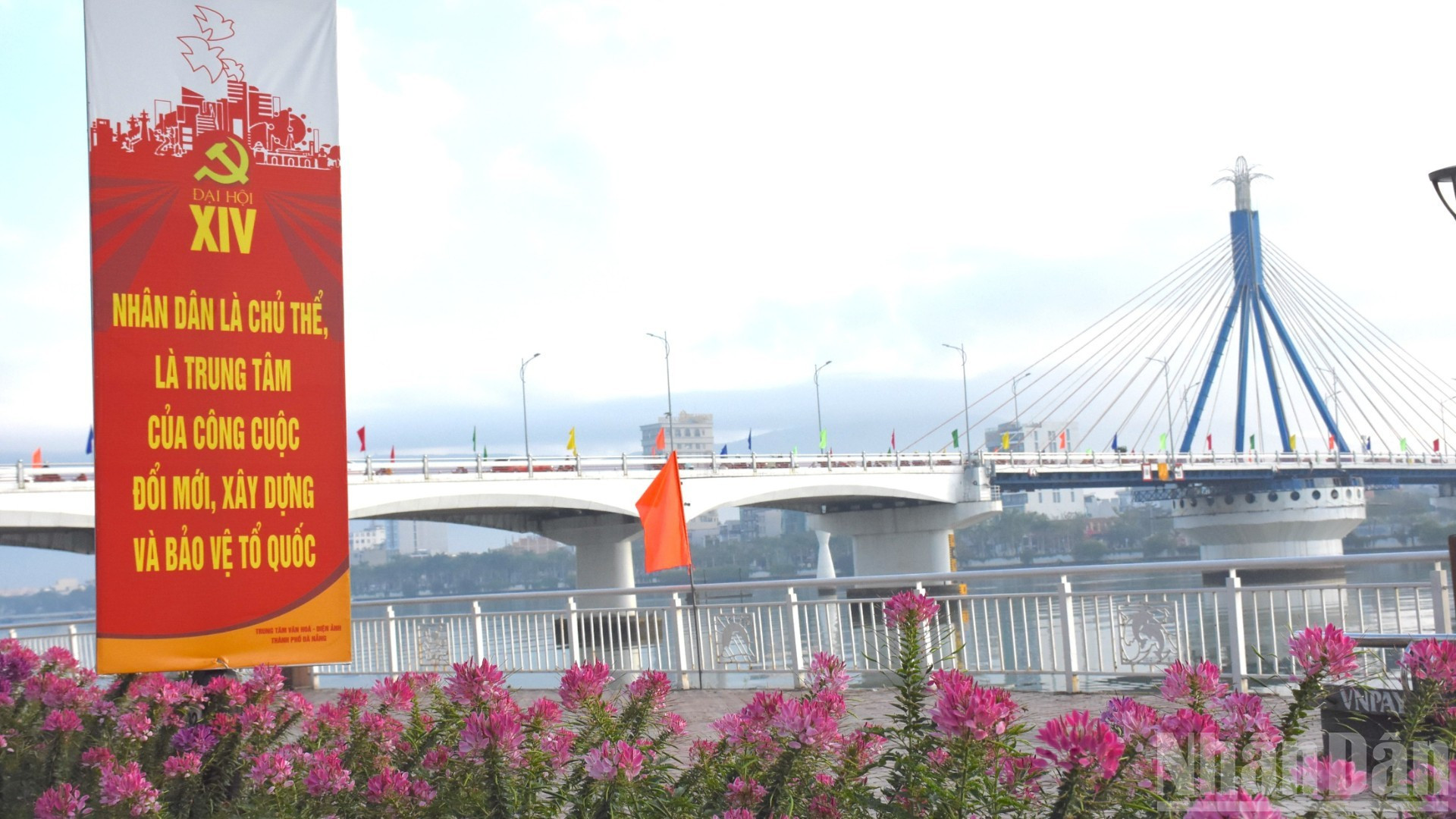 La ville de Da Nang aux couleurs du XIVe Congrès national du PCV