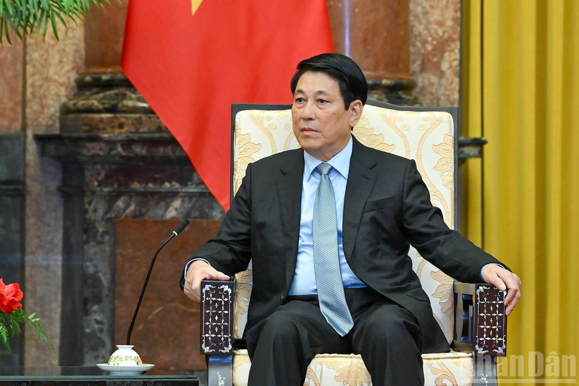 Le président Luong Cuong lors de l’entretien avec Esteban Lazo Hernandez. 4.jpg