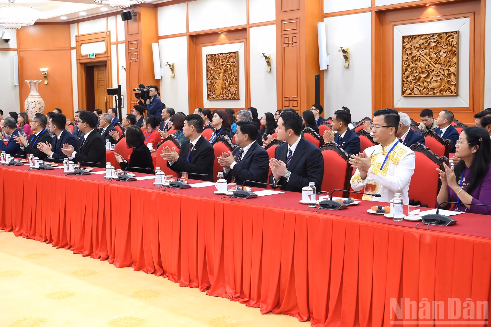 Les délégués vietnamiens d’outre-mer présents à la rencontre.