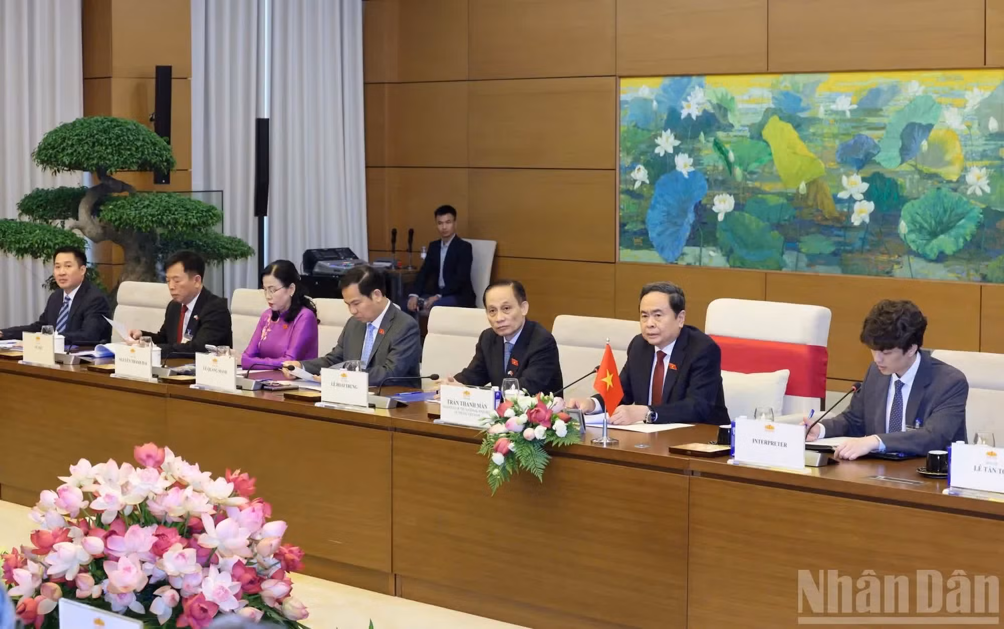La délégation vietnamienne lors de l’entretien. (Photo : Duy Linh)