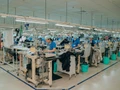 Fabrication de vêtements haut de gamme destinés à l'exportation dans l'usine de la Sarl MSV Hue (entreprise à 100 % capital japonais), située dans le parc industriel de Phu Bai, à Hue. Photo : msvhue.com
