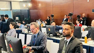 Journaliste sri-lankais : l’orientation future du Vietnam revêt une importance majeure pour la politique mondiale