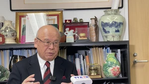 Takebe Tsutomu, conseiller spécial de l'Alliance parlementaire d'amitié Japon-Vietnam et ancien secrétaire général du Parti libéral-démocrate (PLD). Photo : VNA.